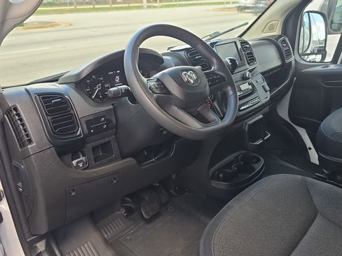 Used 2024 RAM ProMaster 2500 w/ Convenience Group image 15