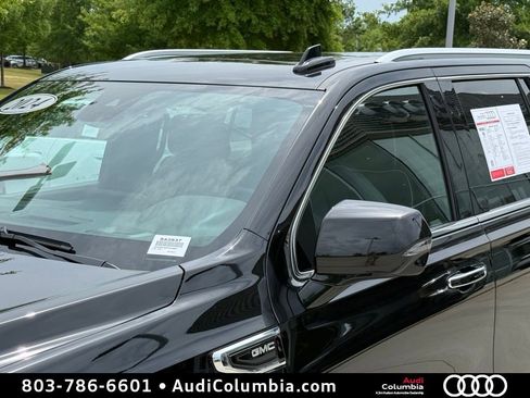 Used 2024 GMC Yukon SLT w/ SLT Premium Package AWD/4WD image 11
