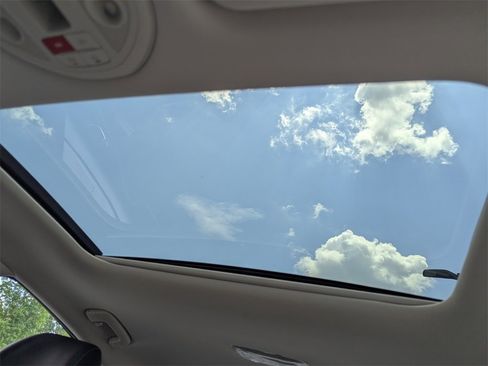 Used 2026 Genesis G70 2.5T Prestige image 23