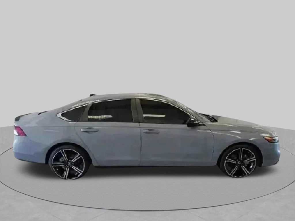 Used 2023 Honda Accord Sport image 43