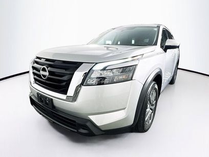 Certified 2024 Nissan Pathfinder SV