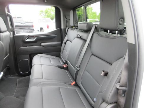 Certified 2026 GMC Sierra 1500 SLT w/ SLT Premium Plus Package AWD/4WD image 24