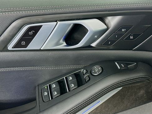 Used 2020 BMW X5 M50i w/ Executive Package image 15
