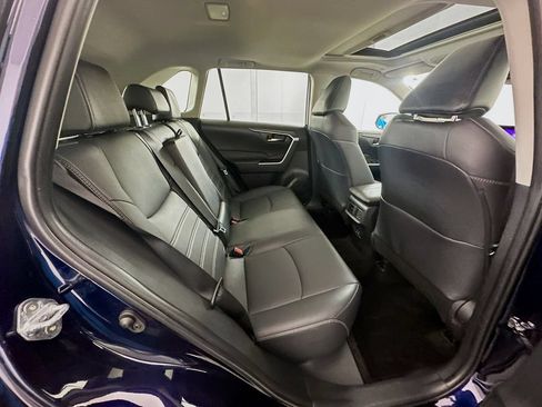 Used 2025 Toyota RAV4 XLE Premium AWD/4WD image 28