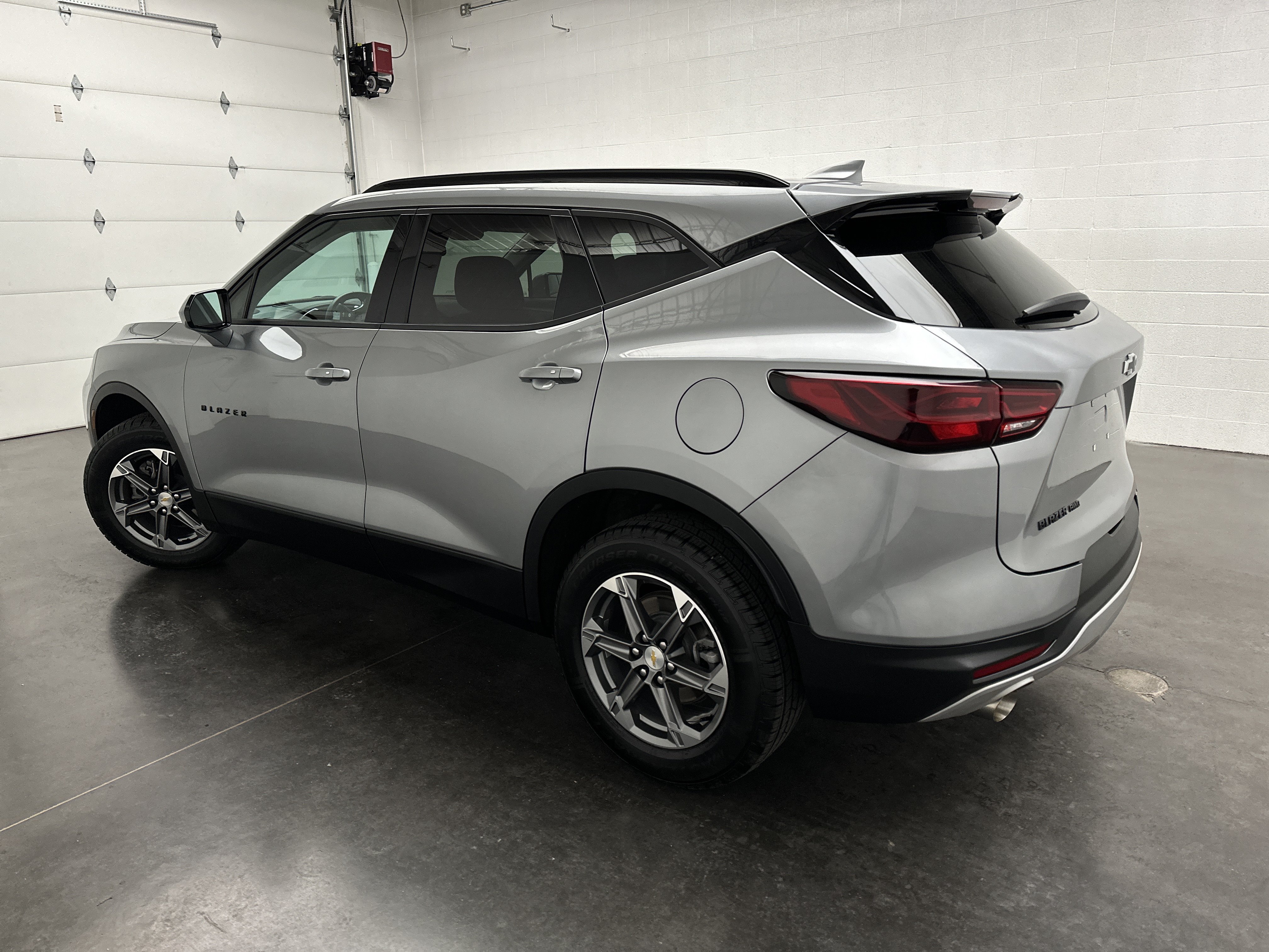 Used 2023 Chevrolet Blazer LT w/ Convenience Package AWD/4WD image 6