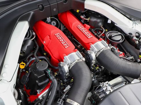 Certified 2026 Ferrari Roma Spider RWD image 20