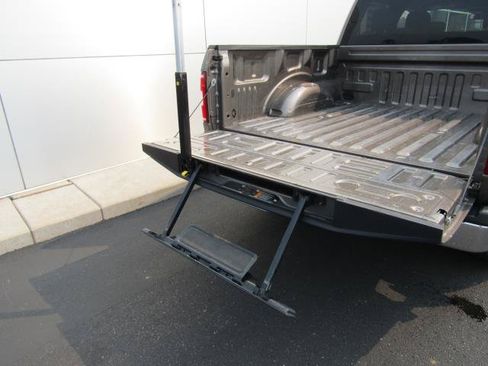 Used 2020 Ford F150 XLT w/ Equipment Group 302A Luxury AWD/4WD image 3
