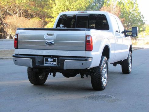 Used 2015 Ford F250 Lariat w/ Lariat Ultimate Package image 11