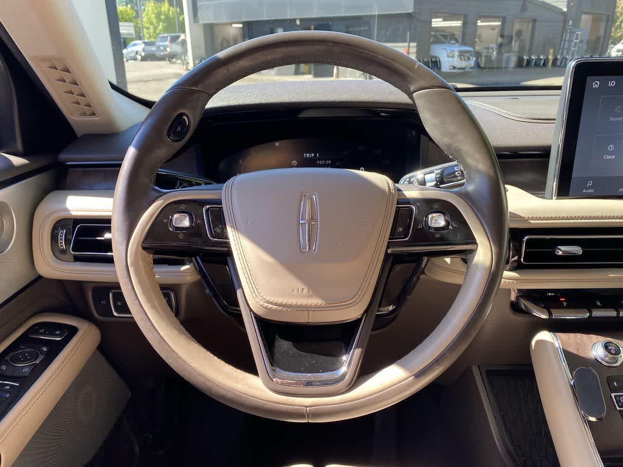 Used 2020 Lincoln Aviator Reserve w/ Equipment Group 202A AWD/4WD image 19