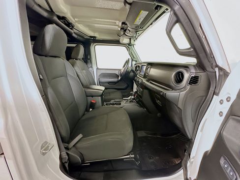 Used 2022 Jeep Wrangler Willys image 31