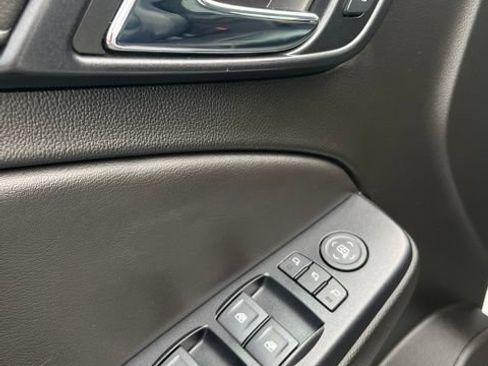 Used 2019 Chevrolet Tahoe Premier AWD/4WD image 15