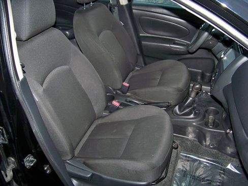 Used 2019 Nissan Versa S image 31