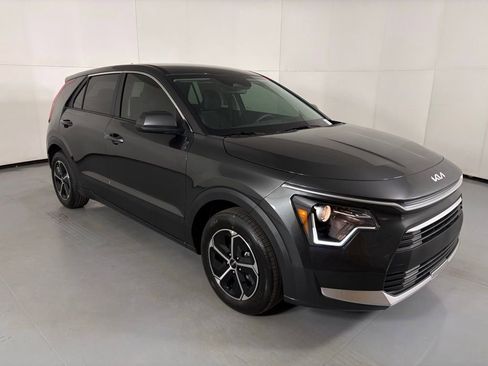 New 2026 Kia Niro LX image 2
