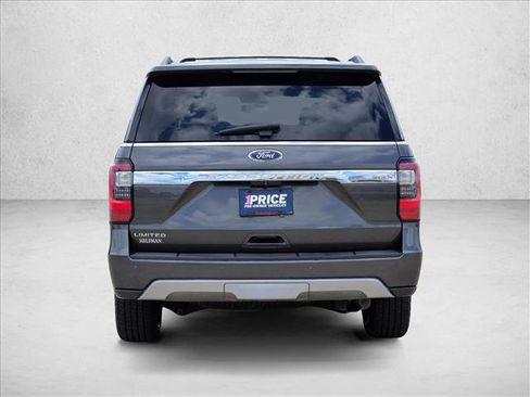 Used 2018 Ford Expedition Max Limited w/ Driver Assistance Package RWD image 5