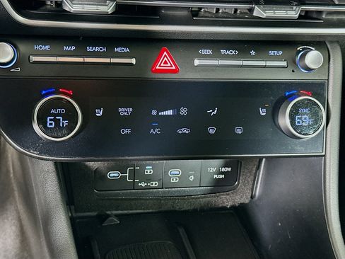 Used 2025 Hyundai Sonata SEL FWD image 23