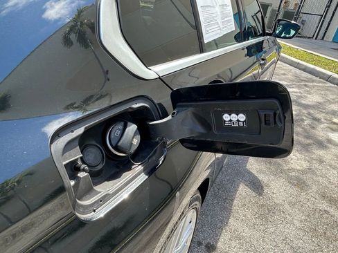 Used 2024 BMW 330i Sedan image 36