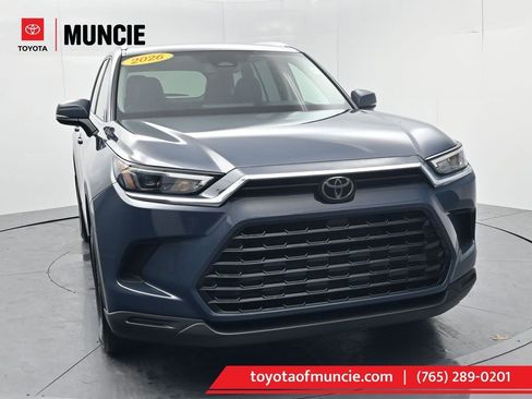 Used 2026 Toyota Grand Highlander XLE image 1