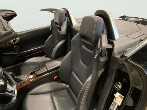 Used 2014 Mercedes-Benz SLK 250 image 15