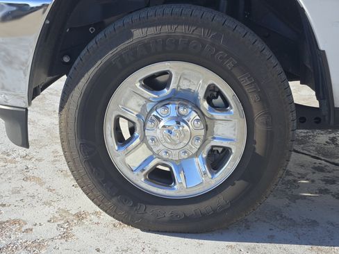 Used 2025 RAM 2500 Tradesman image 15