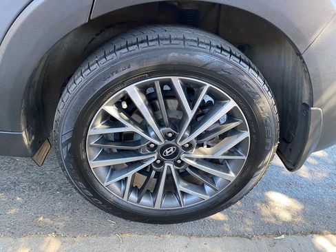 Used 2019 Hyundai Tucson Limited image 16