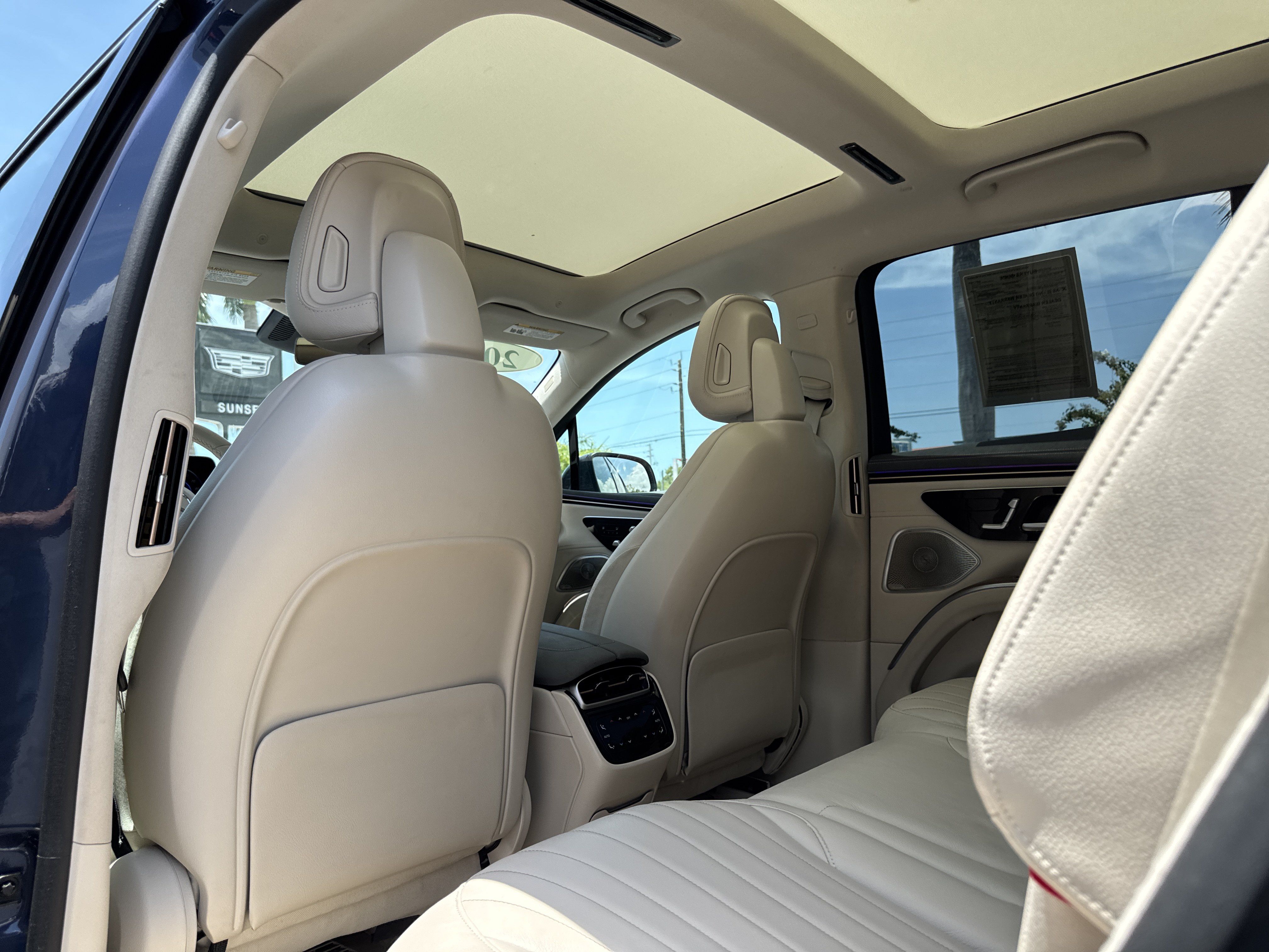 Used 2023 Mercedes-Benz EQS 450+ SUV image 18