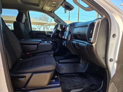 Used 2024 GMC Sierra 2500 Pro w/ Convenience Package image 28