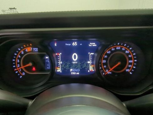 Used 2024 Jeep Wrangler Unlimited Sahara AWD/4WD image 21
