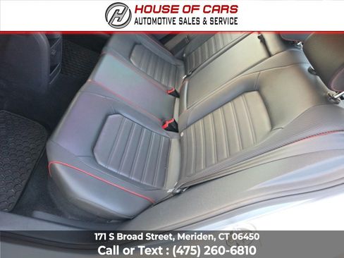 Used 2015 Volkswagen Jetta GLI SE FWD image 39