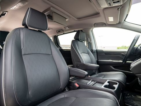 Used 2024 Honda Odyssey Elite image 26