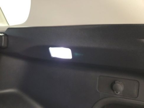 Certified 2025 Toyota RAV4 XLE Premium image 32