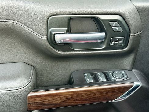 Used 2019 GMC Sierra 1500 SLT w/ SLT Premium Package image 21