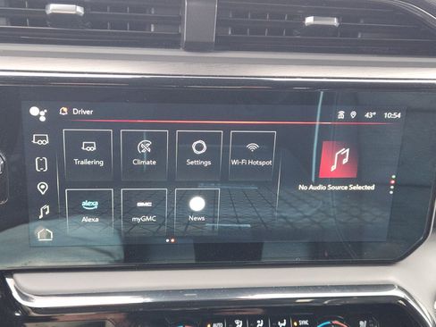 Used 2024 GMC Sierra 2500 AT4X image 17