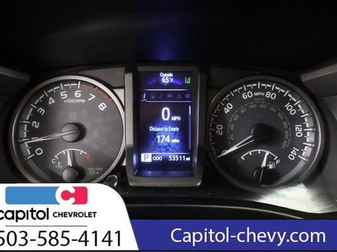 Used 2019 Toyota Tacoma TRD Off-Road w/ TRD Premium Off Road Package AWD/4WD image 19