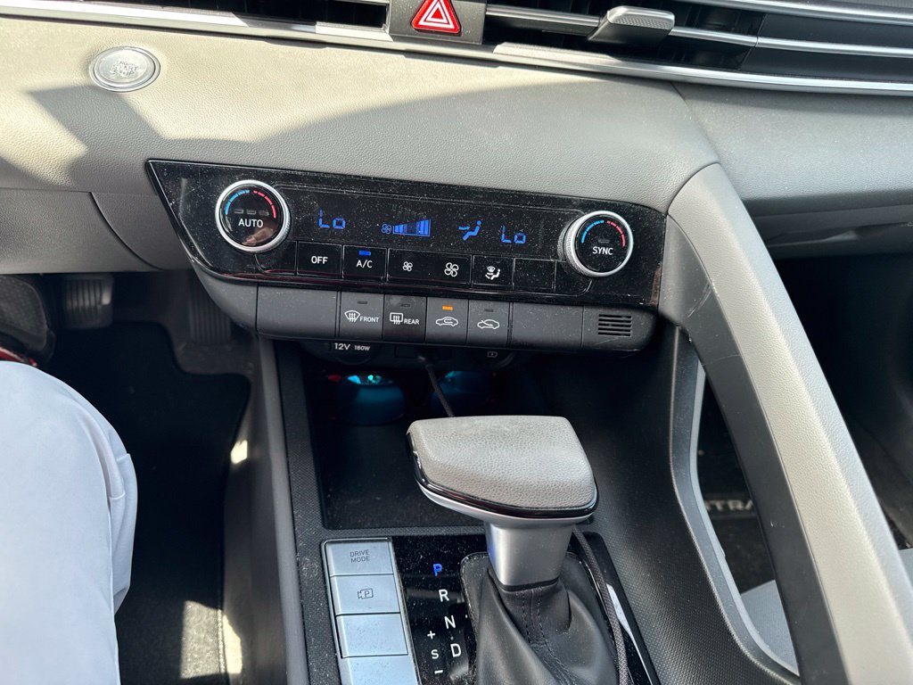 Certified 2023 Hyundai Elantra SEL FWD image 23