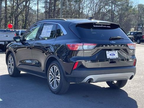 Certified 2020 Ford Escape SEL image 28