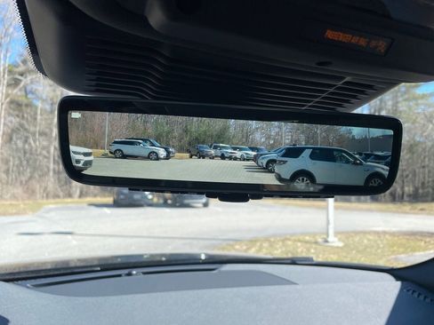 New 2024 Land Rover Range Rover Evoque Dynamic SE image 29