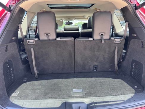 Used 2020 Nissan Pathfinder SL FWD image 9