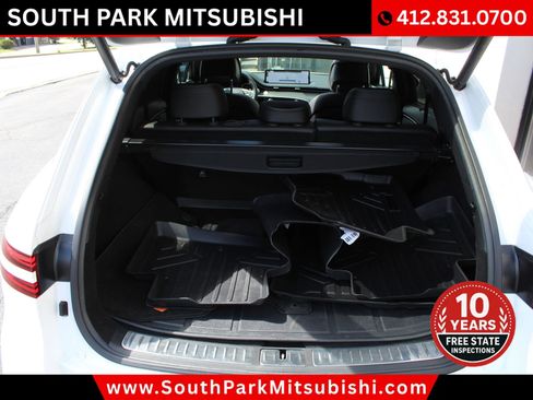 Used 2023 Genesis GV70 2.5T w/ Sport Prestige Package AWD/4WD image 10