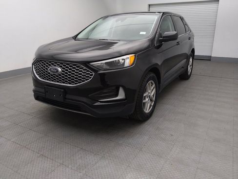 Used 2023 Ford Edge SEL image 15