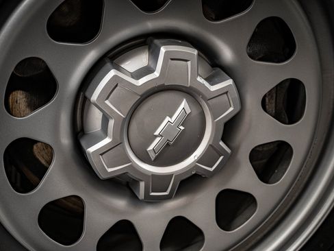 Used 2022 Chevrolet Silverado 1500 W/T w/ WT Value Package image 8