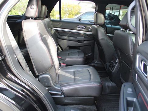 Used 2017 Ford Explorer Sport w/ Equipment Group 401A image 29