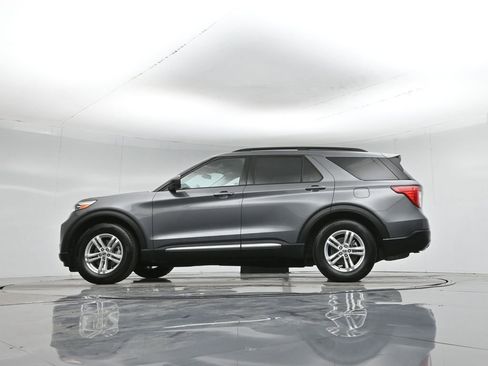 Certified 2021 Ford Explorer XLT image 54