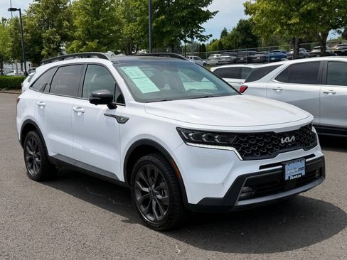 Used 2022 Kia Sorento SX Prestige AWD/4WD image 2