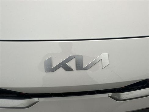Used 2024 Kia Forte GT-Line w/ GT-Line Premium Package FWD image 31