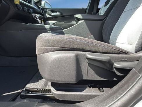 New 2026 Chevrolet Trax LS w/ LS Convenience Package FWD image 22