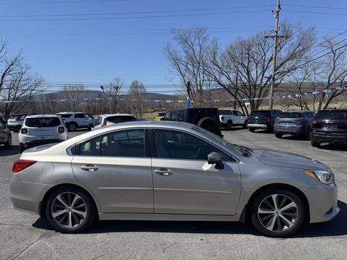 Used 2016 Subaru Legacy 2.5i Limited image 2