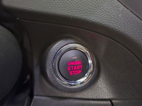 Used 2019 Subaru Ascent Premium image 30