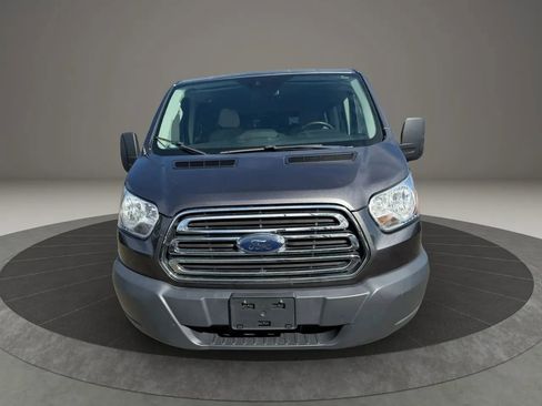 Used 2018 Ford Transit 350 XLT RWD image 2