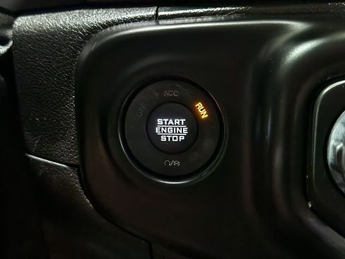 Used 2021 Jeep Wrangler Unlimited Sport S image 42