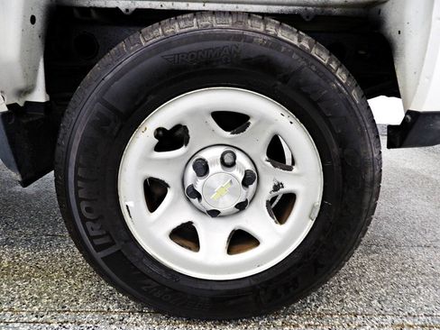Used 2016 Chevrolet Silverado 1500 W/T w/ WT Fleet Convenience Package RWD image 13